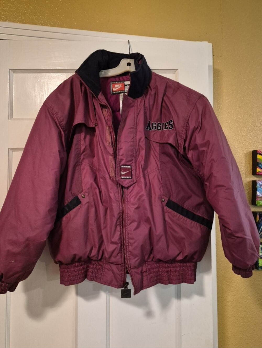 Vintage Nike Team Sports Texas A&M Aggies Puffer Jacket Women's Medium Maroon